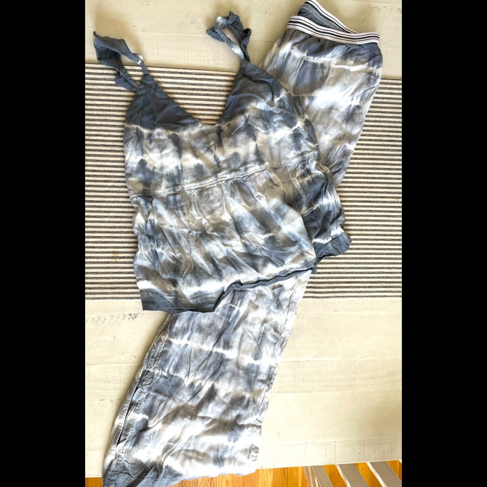 Cute tie dye pajama set